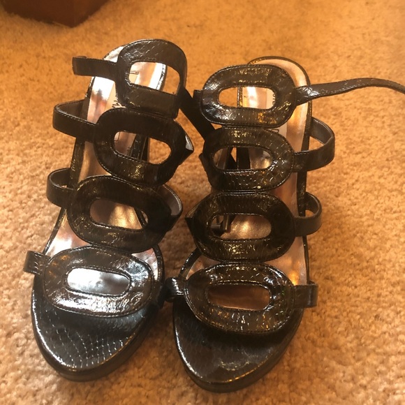 Shoes - Picture 2 of 3